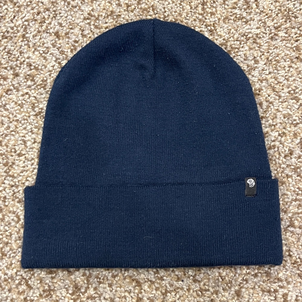 Mountain Hardware Beanie, Navy